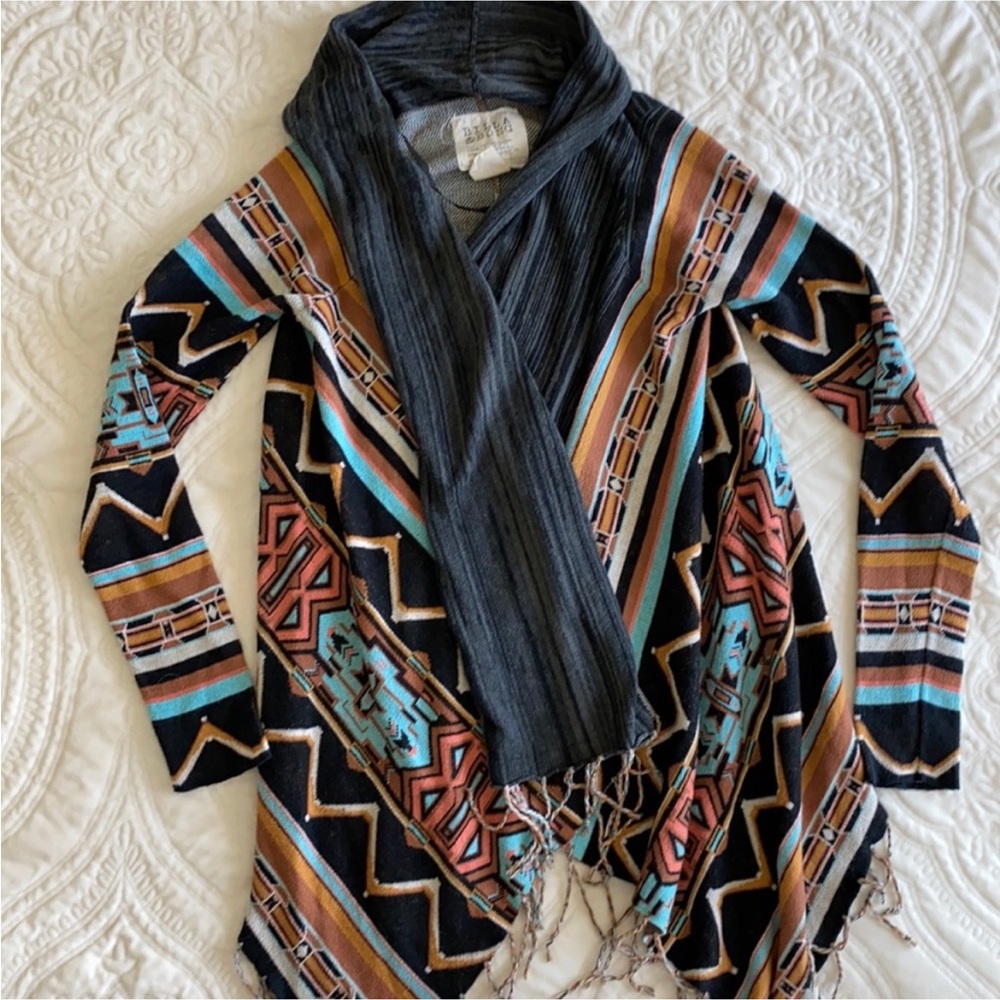Billabong Dream Chaser Cardigan Sweater Womens Small Aztec Fringe Hem Multicolor